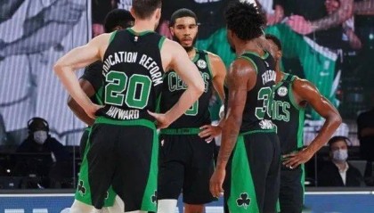  塔图姆36分绿军加时力克尼克斯  