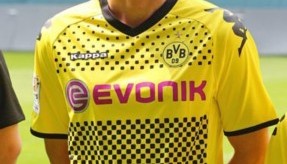  多特蒙德青春风暴席卷德甲豪取五连胜佳绩