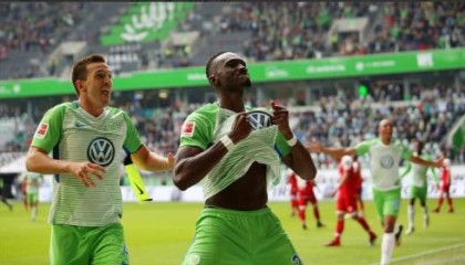  柏林赫塔保级告急，主场惨败升班马  