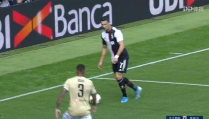  恩波利保级生死战告捷,门将维卡里奥神扑救主成英雄  