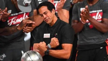  热火主教练斯波尔斯特拉续约三年  